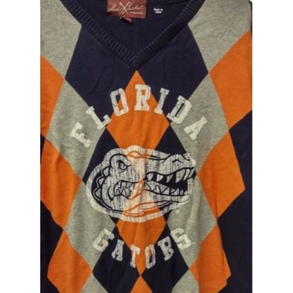 University of Florida Long Sleeve vneck sweater Men's Size XXL - Picture 2 of 9